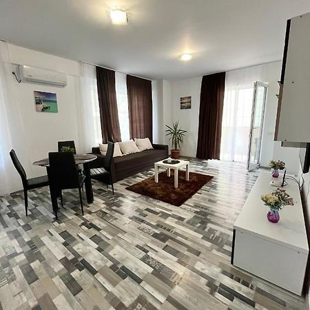 Las Andreeas Mamaia Luaran gambar