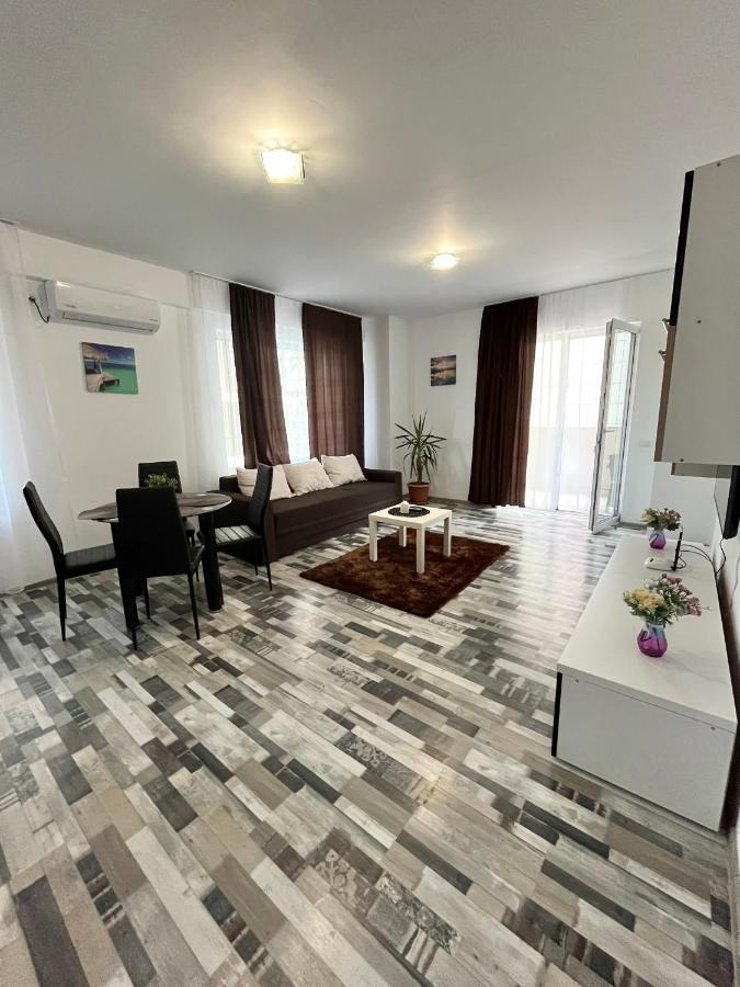 Las Andreeas Mamaia Luaran gambar