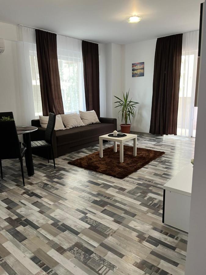 Las Andreeas Mamaia Luaran gambar